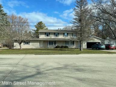 Main picture of 2636 Hazelwood Ln