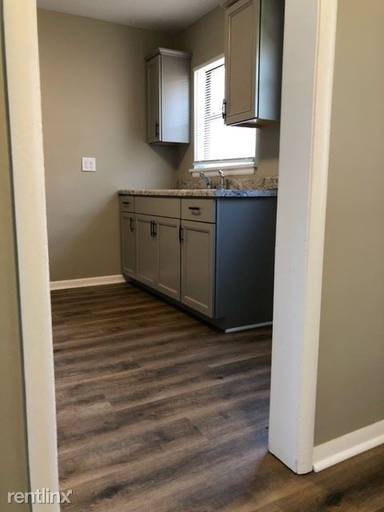 Main picture of 2620 N Hanssler Ct