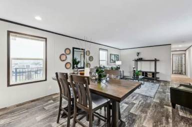 Main picture of 1058 E Meadows Cir