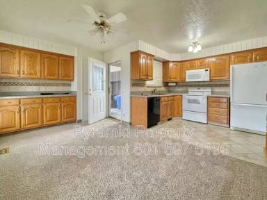 Main picture of 8296 S Harrison Cir