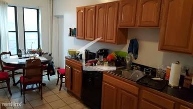 Main picture of 446 Park Dr