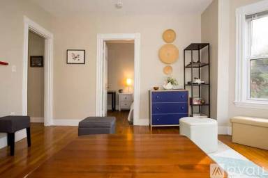 Main picture of 1 Torpie St