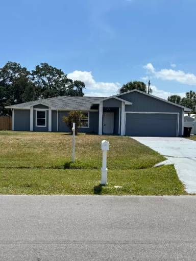 Main picture of 1242 SW Porter Rd