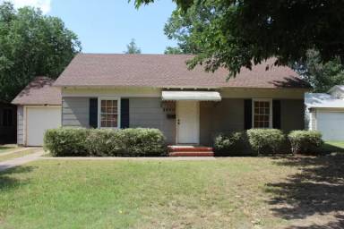 Main picture of 2820 27th St