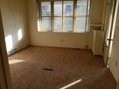 Main picture of 155 E Main St