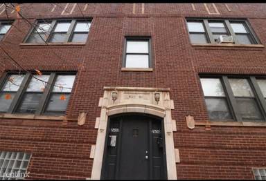 Main picture of 2652 W 64th St