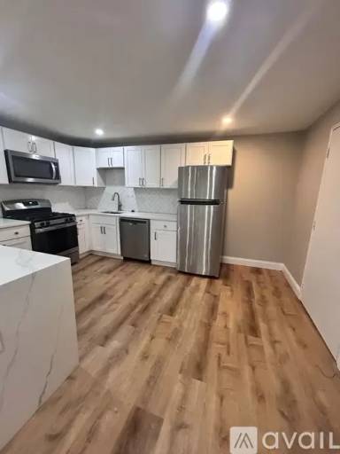Main picture of 971 Fellsway