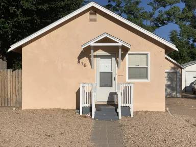 Main picture of 816 Euclid Ave