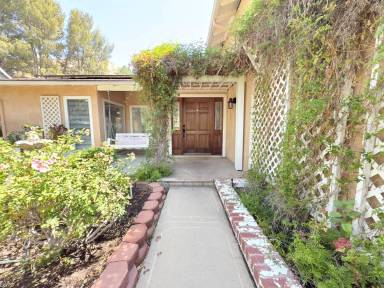 Main picture of 16531 Nearview Dr