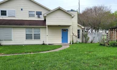 Main picture of 7202 The Mansions Dr