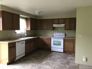 Main picture of 232 Donald Ter