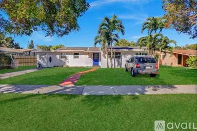 Main picture of 961 NW 200th St