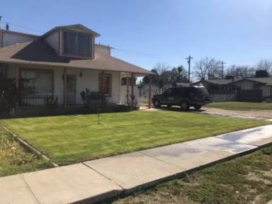 Main picture of 520 Acacia Ave