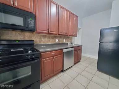 Main picture of 26 Weldon St