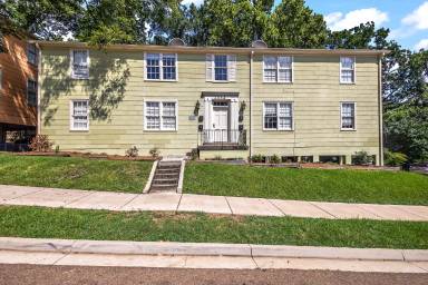 Main picture of 1332 N Jefferson St