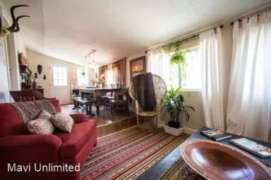 Main picture of 1823 S Alcott St