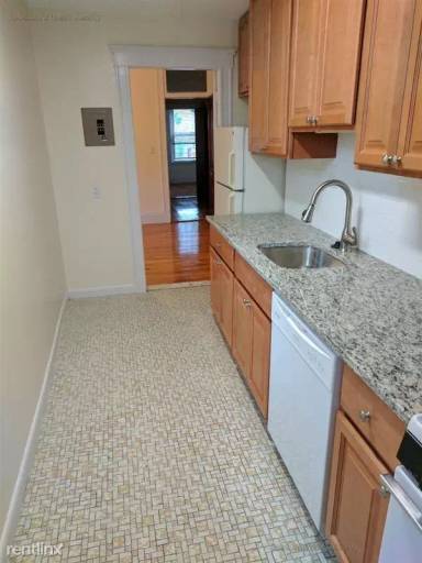 Main picture of 1322 Commonwealth Ave