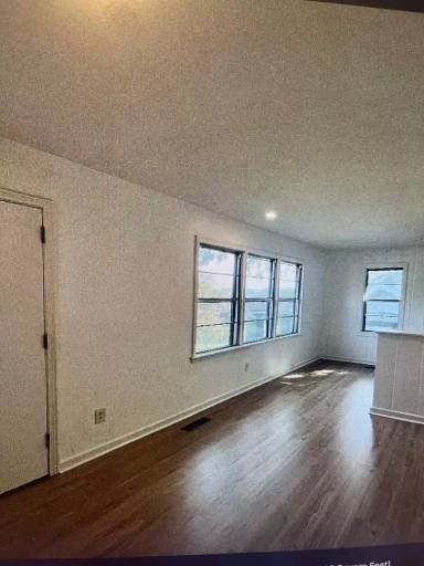Main picture of 3509 Norwood Blvd