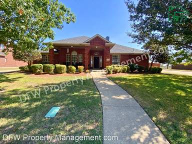 Main picture of 2502 Chapel Hill Dr