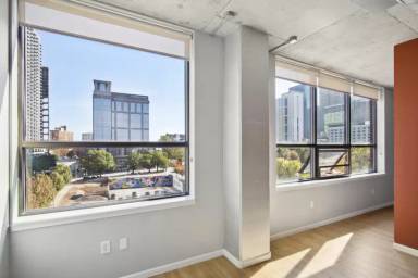 Main picture of Centennial House Condos