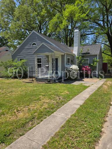 Main picture of 645 S Graham St