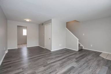 Main picture of 23755 Banbury Cir