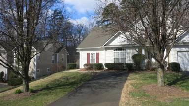 Main picture of 2604 Ravenscroft Way
