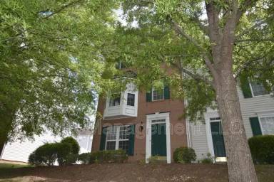 Main picture of 953 Tiger Ln