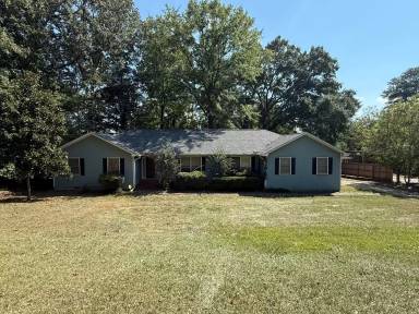 Main picture of 1402 Northgate Dr
