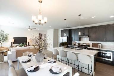 Main picture of 2376 N 79th Pl