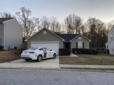 Main picture of 300 Garfield Ln