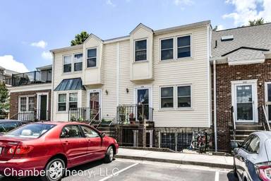 Main picture of 60 N Bedford St