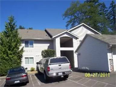 Main picture of 8921 1st St NE