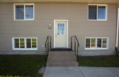 Main picture of 114 17th Ave E