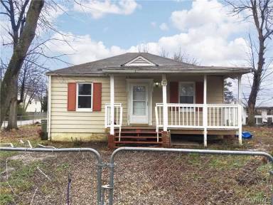 Main picture of 701 Yorkshire Dr
