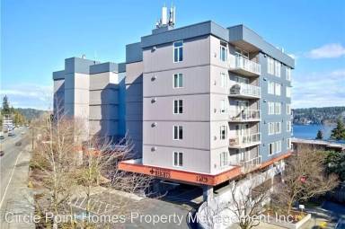 Main picture of 15020 Bothell Way NE