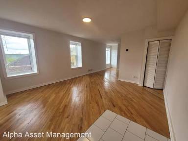 Main picture of 2121 Milligan Ave
