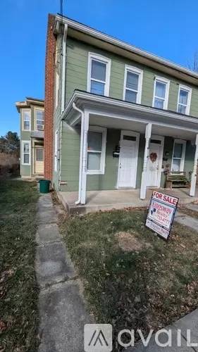 Main picture of 220 Duke St