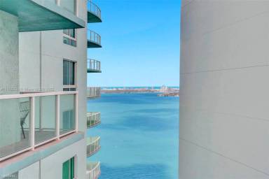 Main picture of Quantum on the Bay