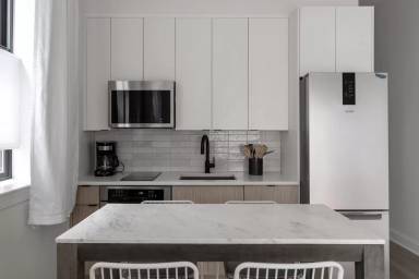 Main picture of 3929 Pine St