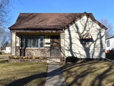 Main picture of 717 Willow St