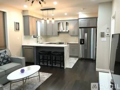 Main picture of 5044 64th St