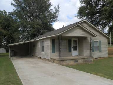 Main picture of 1505 W Main St