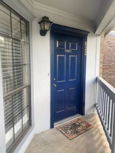 Main picture of Townbluff Condo