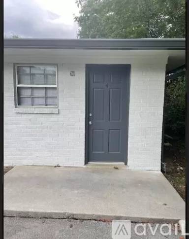 Main picture of 1705 Clemmer St NE
