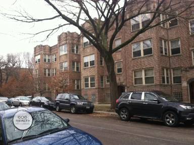 Main picture of 1901 W Argyle St