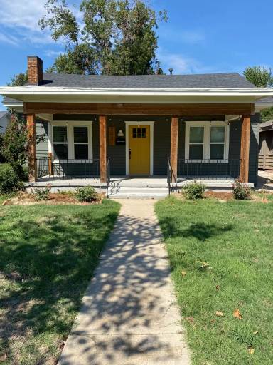 Main picture of 2021 NW 19th St