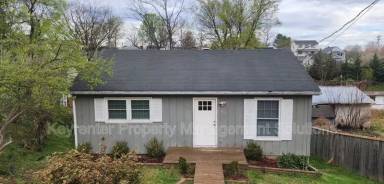 Main picture of 825 Highland Ave
