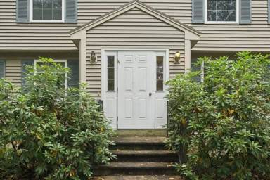 Main picture of 98 Alewive Rd