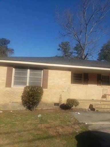 Main picture of 230 Jensen St